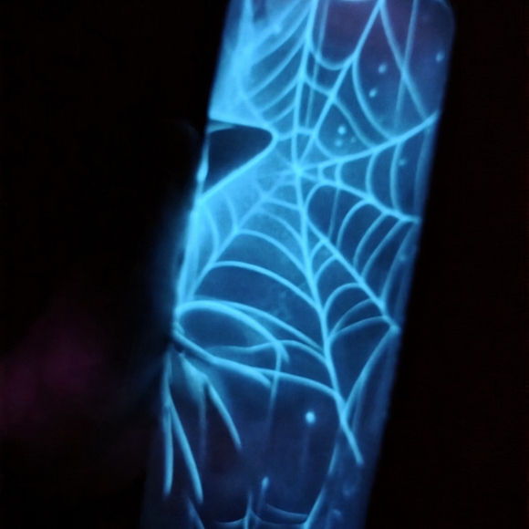 Freddy Set! Glowing Tumbler & Sweatshirt!! - Picture 7 of 7